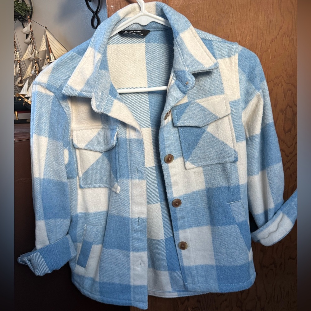 🌟3/$20 Eligible! NWOT Blue and White Plaid Kids Jacket